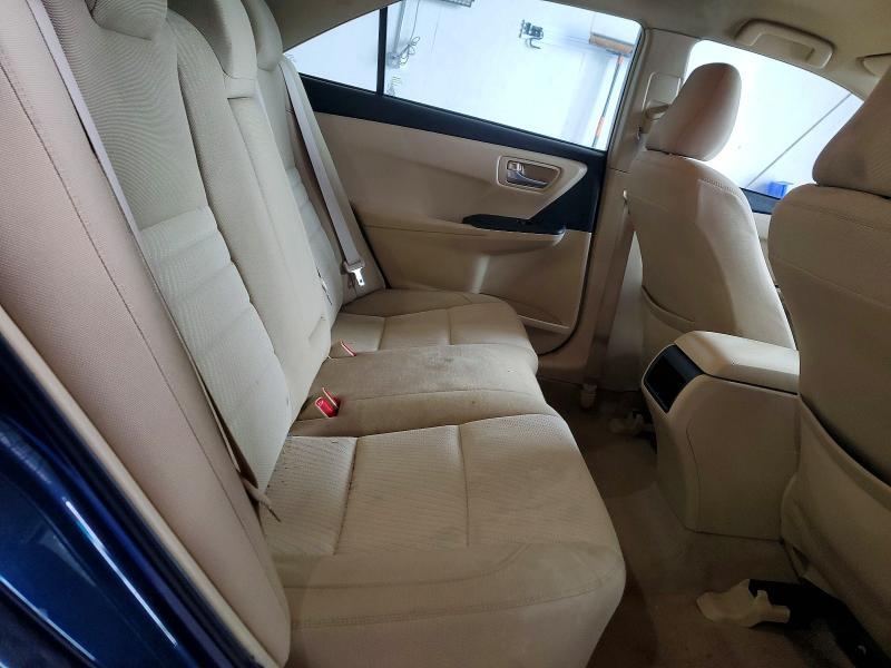 2015 Toyota Camry le