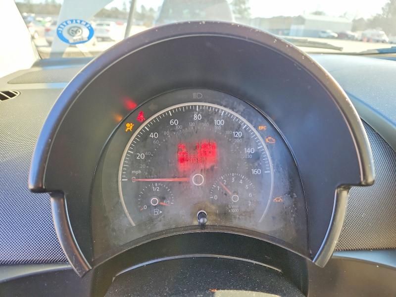 2008 Volkswagen New Beetle Triple White