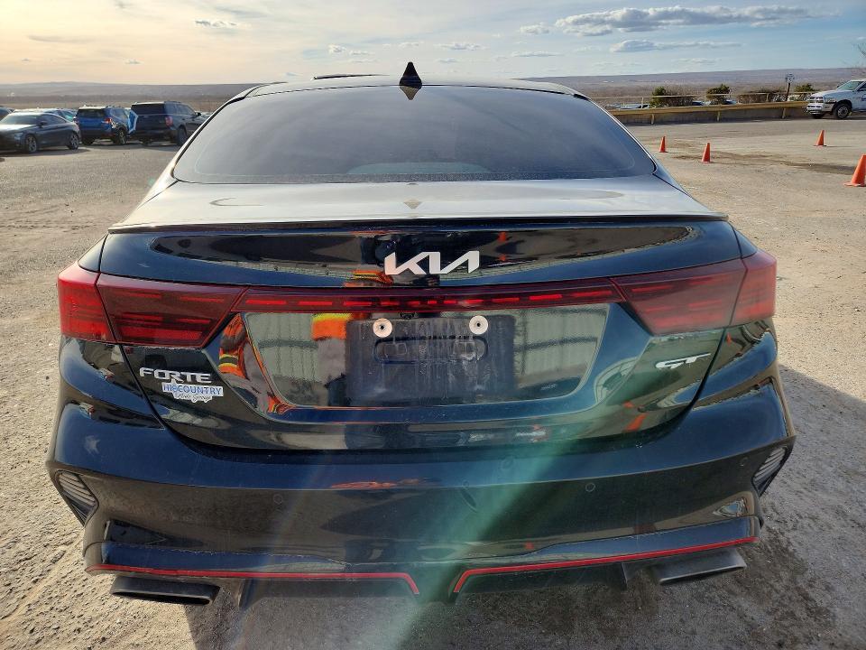 2023 KIA Forte gt