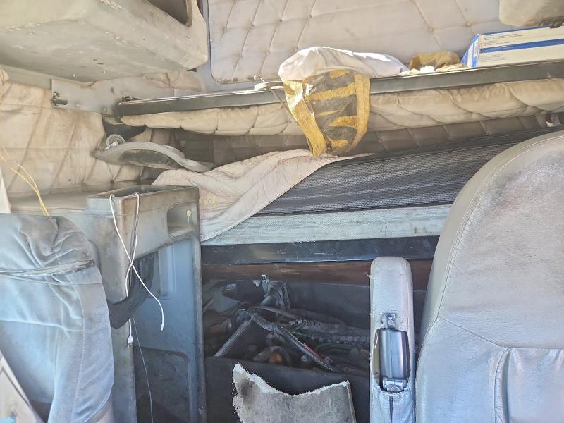 1996 Freightliner FLD120 Semi Truck