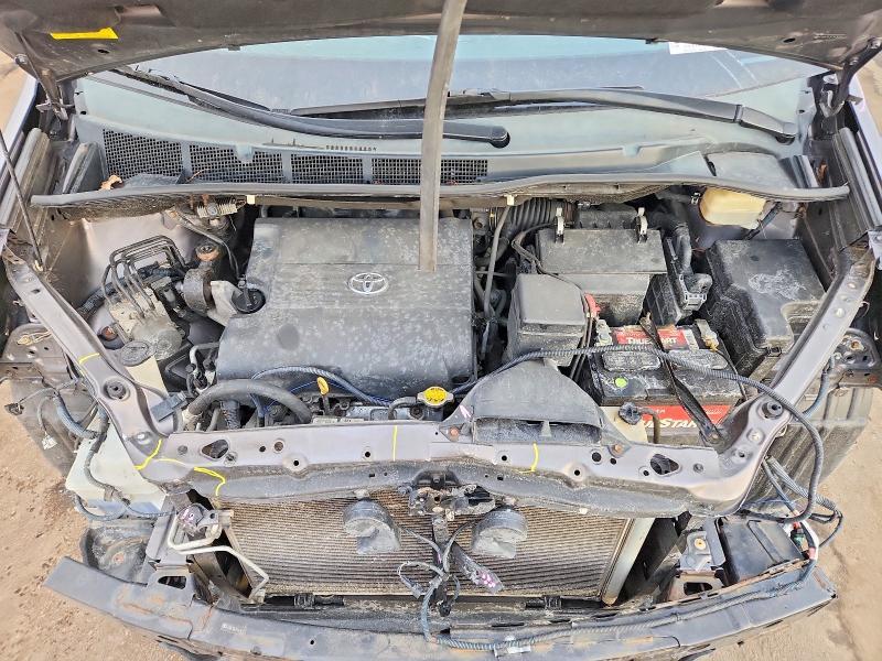 2015 Toyota Sienna le 8-passenger