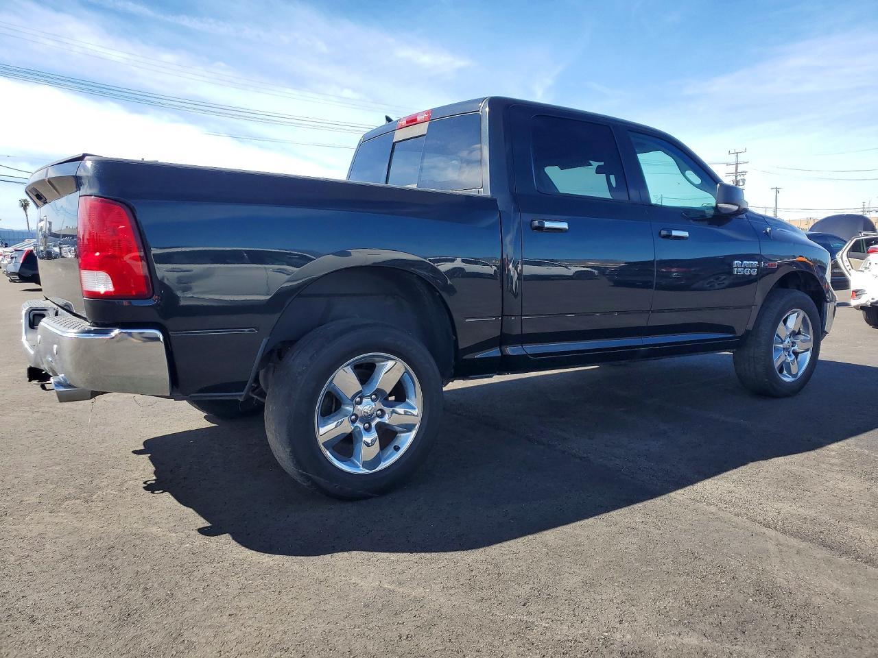 2016 Dodge RAM 1500 SLT