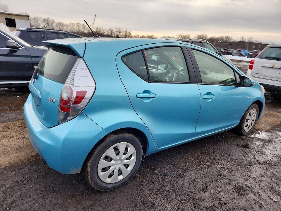 2014 Toyota Prius c