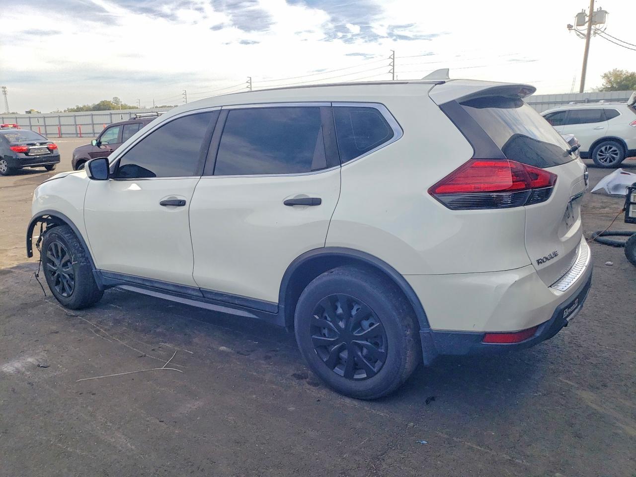 2017 Niss Rogue