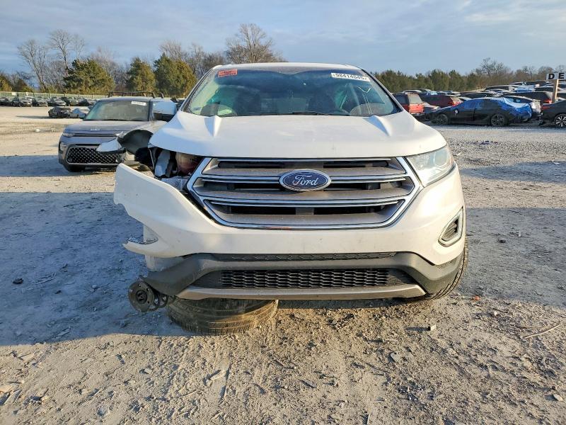 2017 Ford Edge