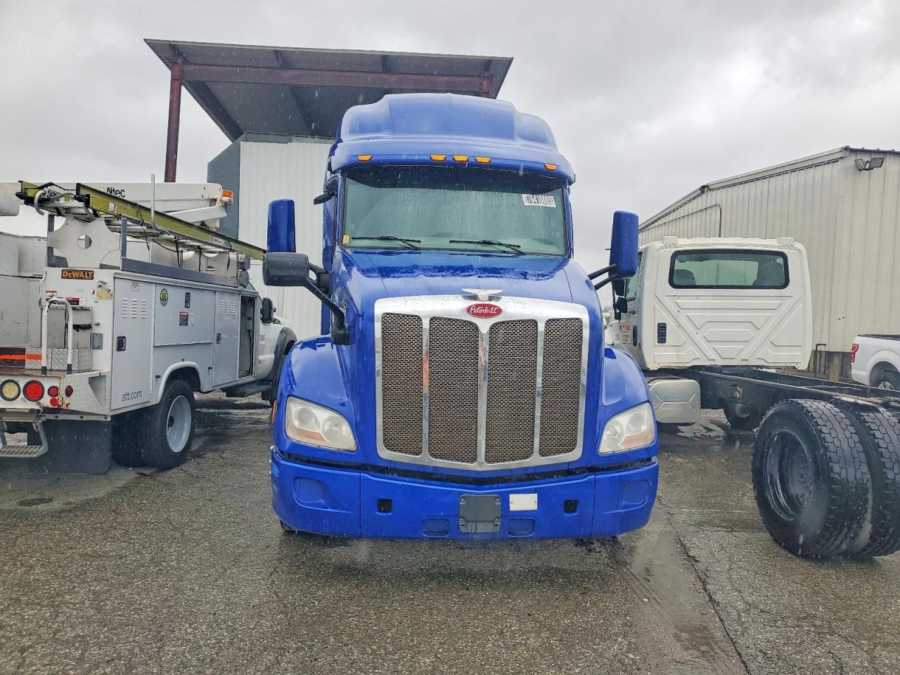 2019 Peterbilt Truck Peterbilt-BOX Truck