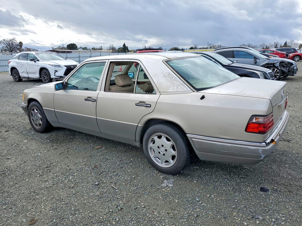 1995 Mercedes-Benz E 300d