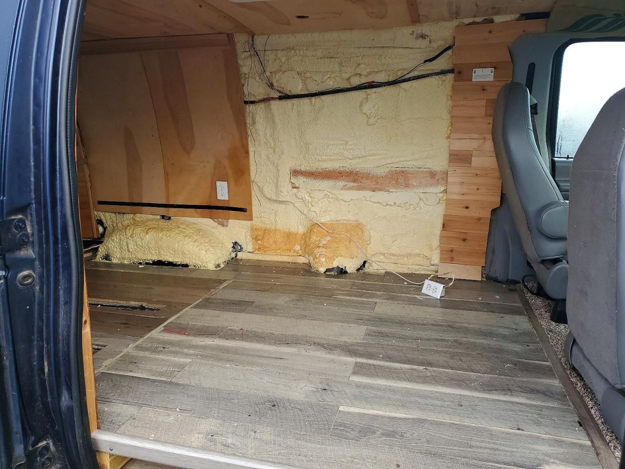 2003 Ford Econoline E150 van