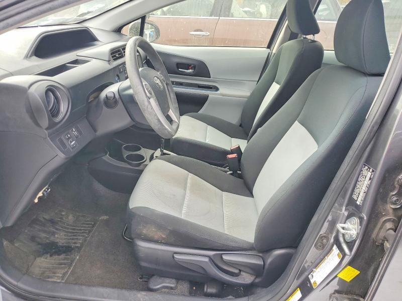 2013 Toyota Prius c Three