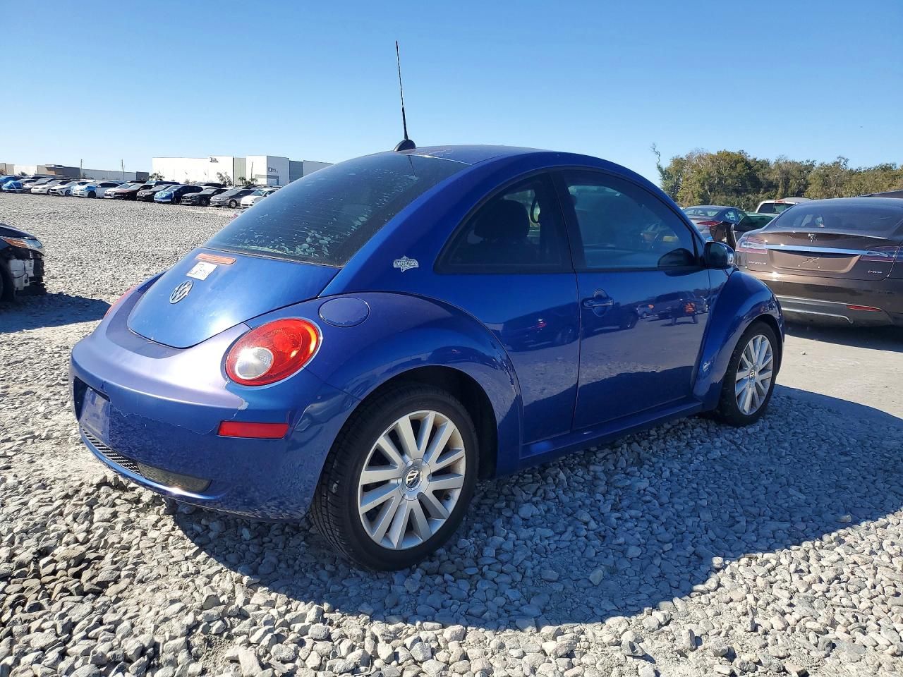 2008 Volkswagen New Beetle s