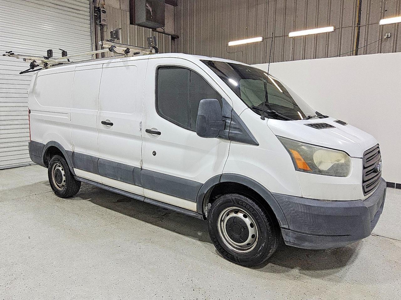 2017 Ford Transit T-250