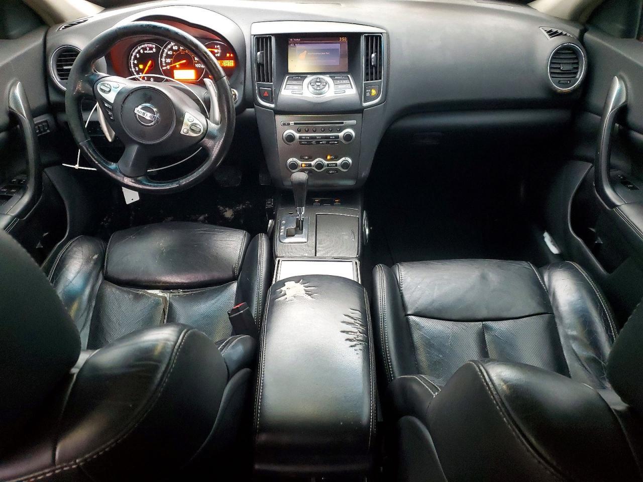2011 Nissan Maxima s
