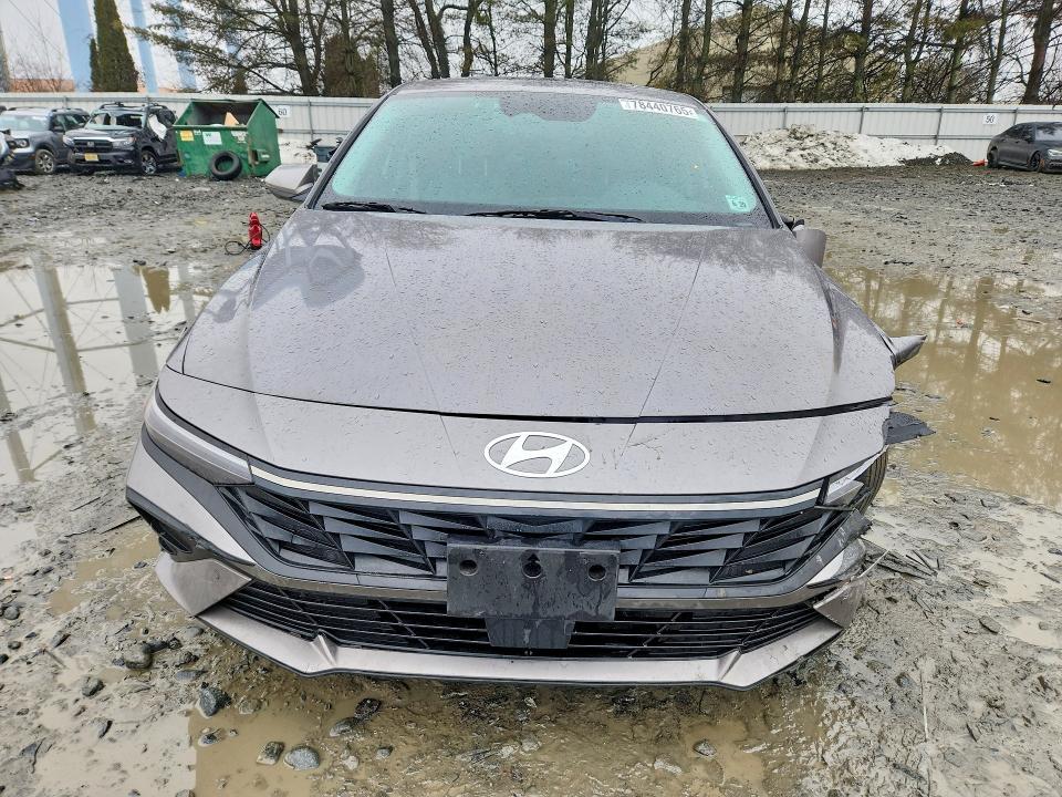 2024 Hyundai Elantra Hybrid Limited