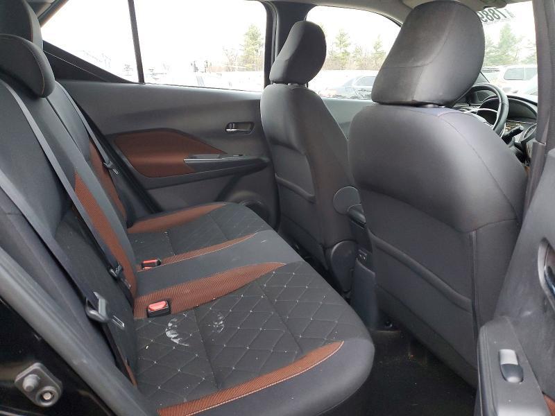 2019 Nissan Kicks sr