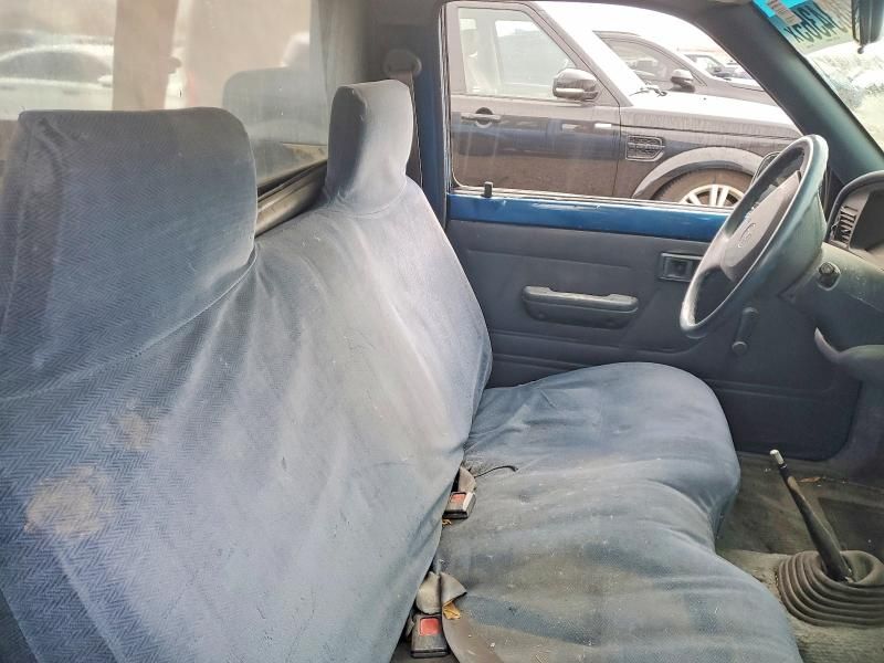 1994 Toyota Pickup 1/2 ton Short Wheelbase stb