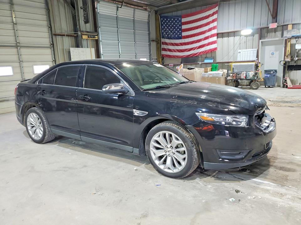 2016 Ford Taurus Limited