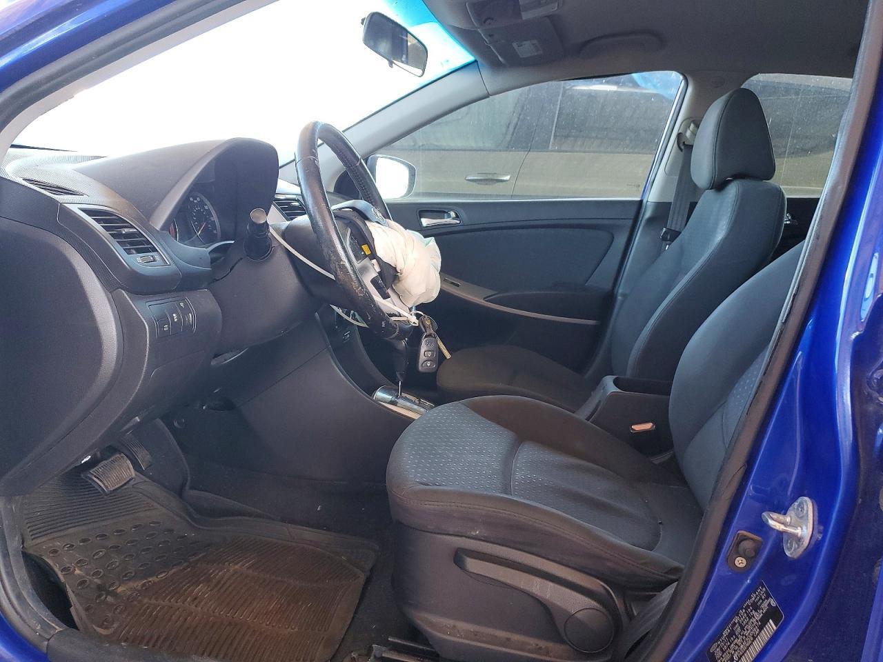 2012 Hyundai Accent gls