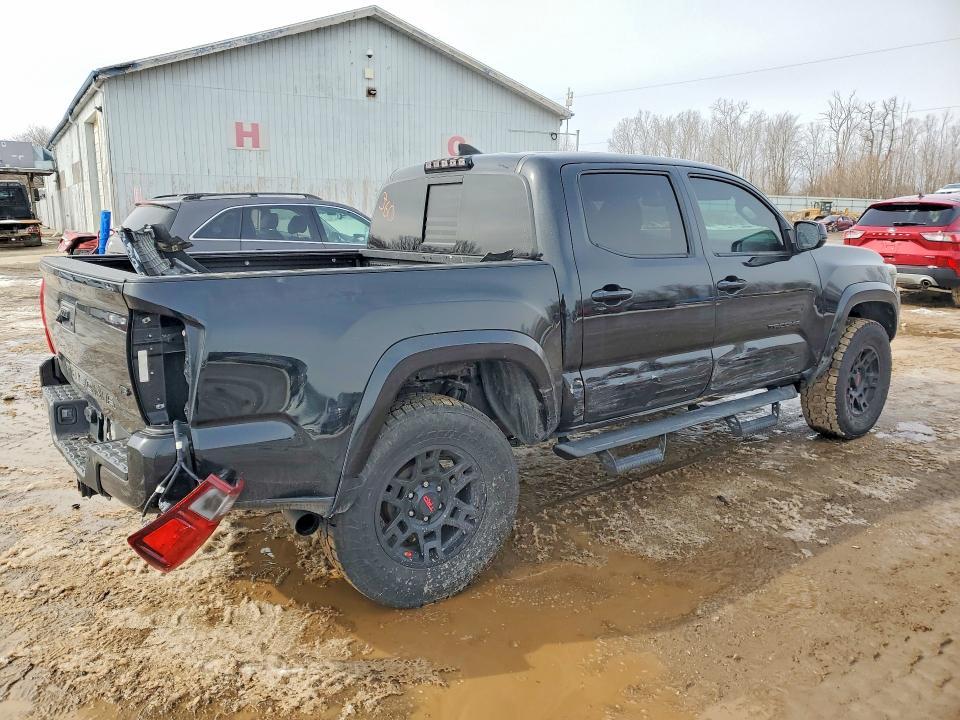 2018 Toyota Tacoma TRD Sport