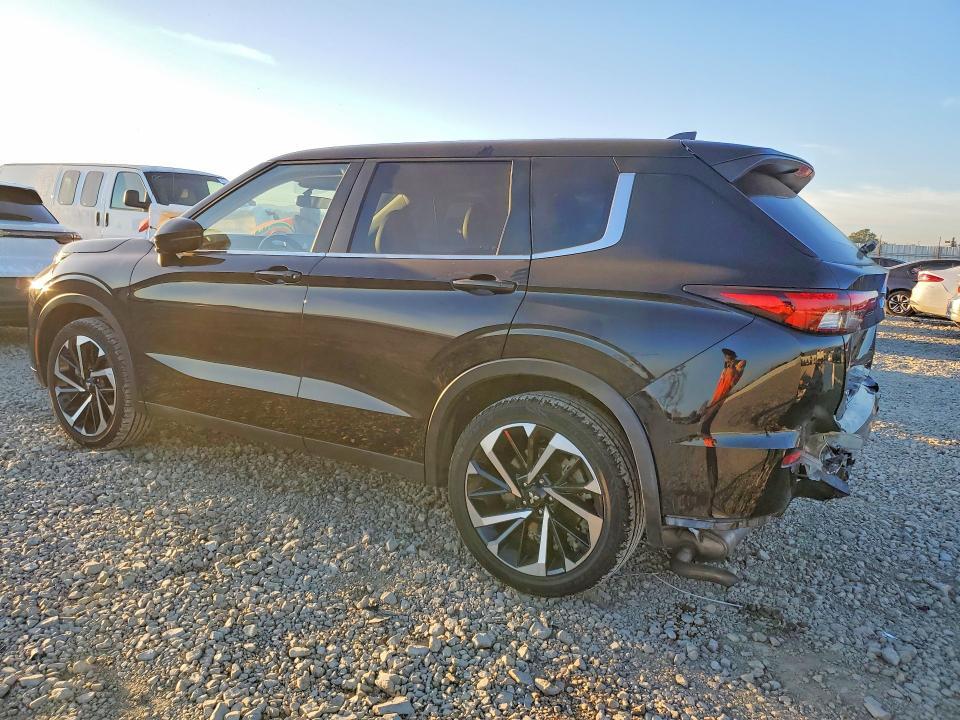 2024 Mitsubishi Outlander se