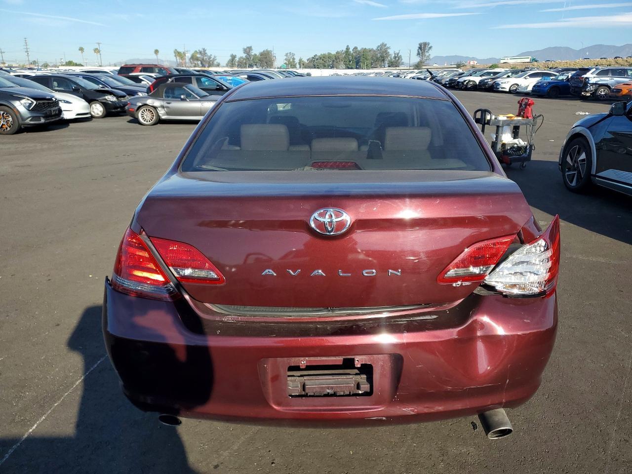 2008 Toyota Avalon xl