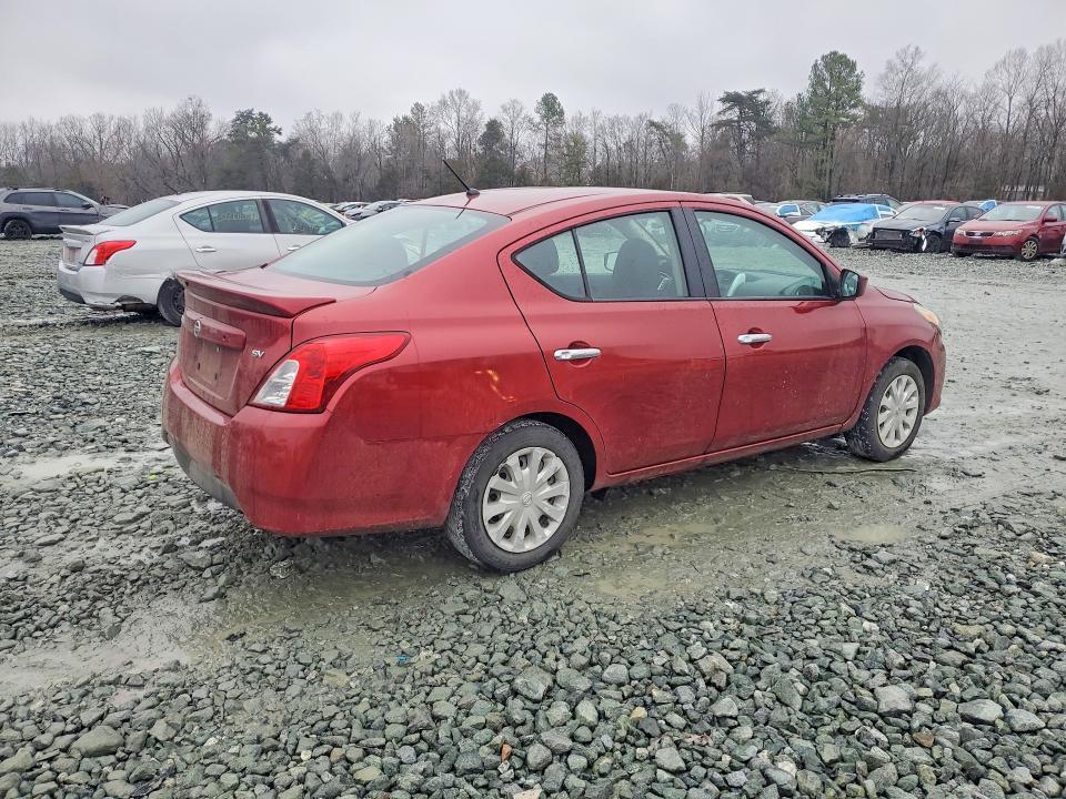 2019 Nissan Versa sv