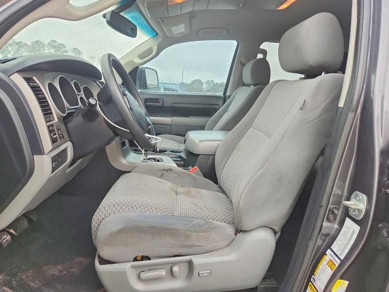 2013 Toyota Tundra Double cab SR5