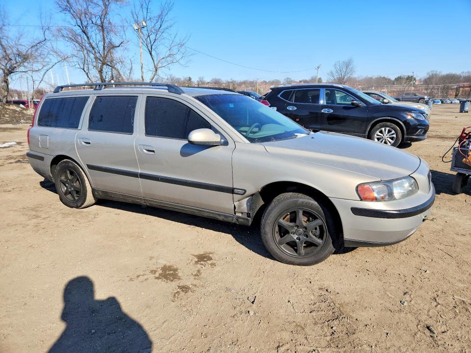 2002 Volvo V70
