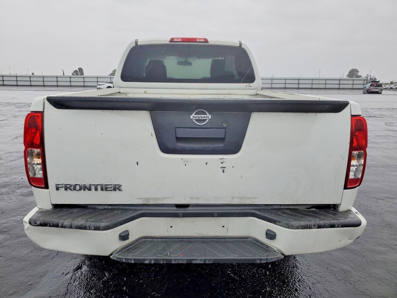 2017 Nissan Frontier s