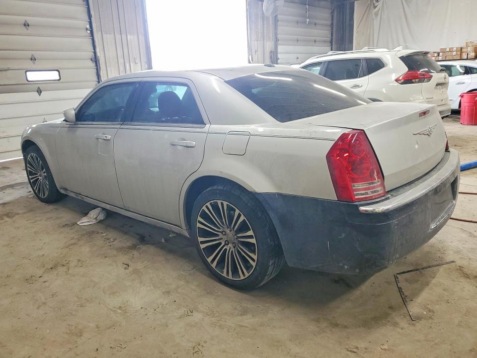 2010 Chrysler 300 s