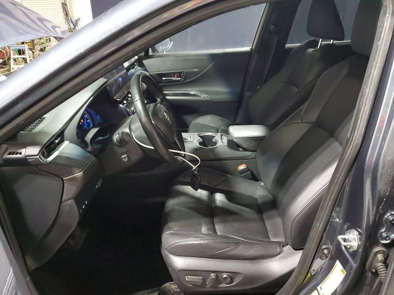 2023 Toyota Venza le