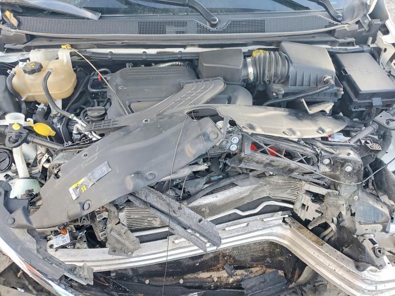 2020 Chrysler Voyager lxi