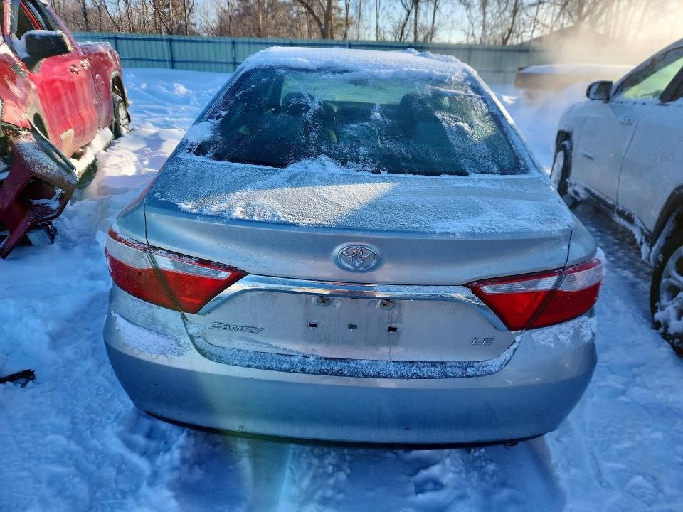 2017 Toyota Camry le