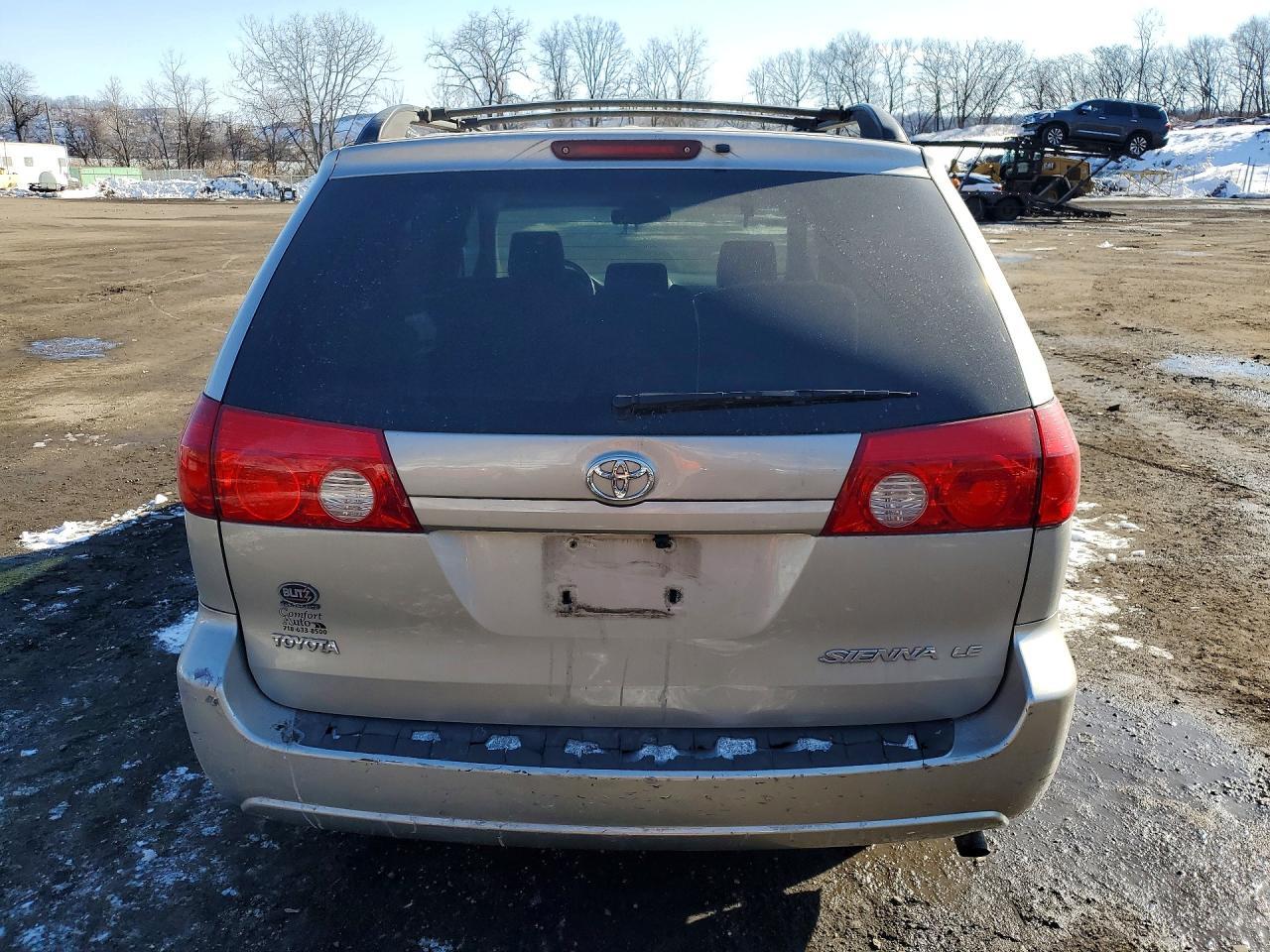 2006 Toyota Sienna ce
