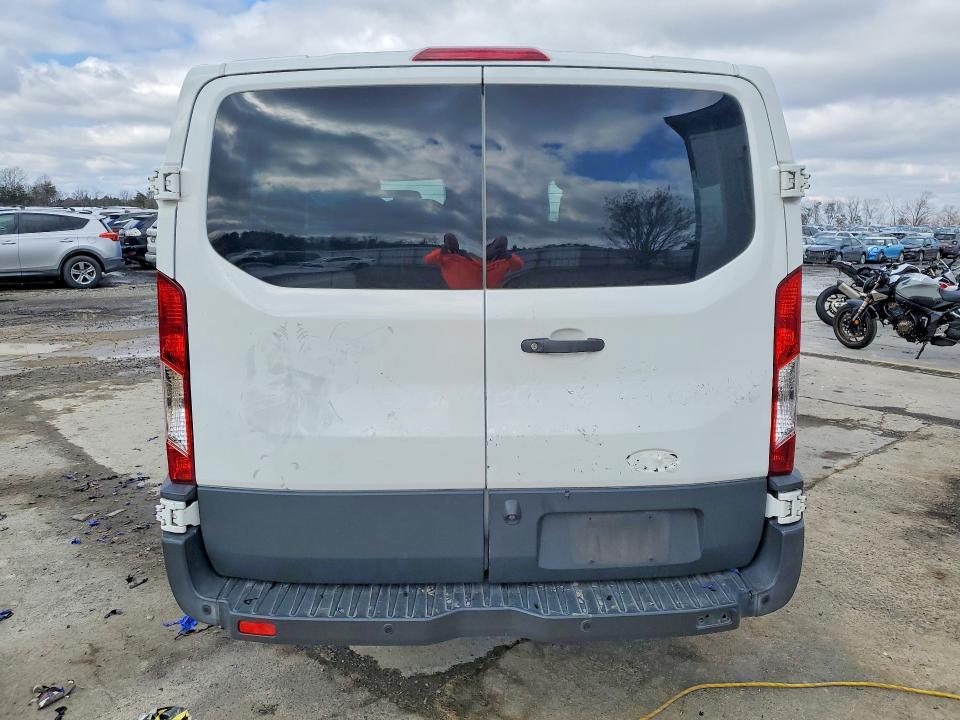 2018 Ford Transit T-150
