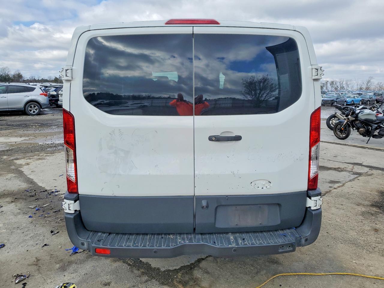 2018 Ford Transit T-150