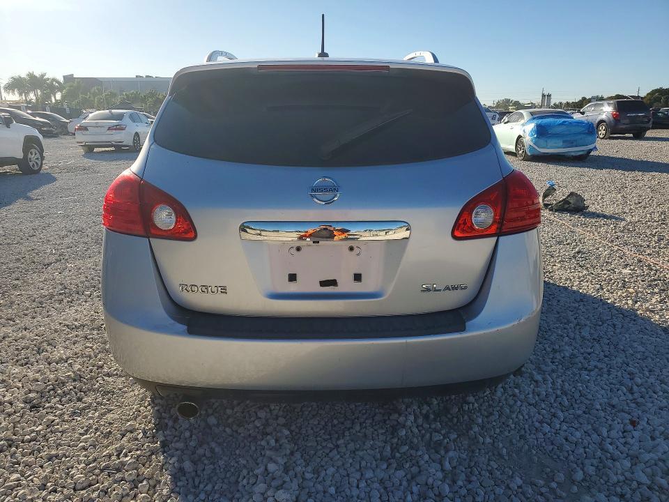 2011 Nissan Rogue s