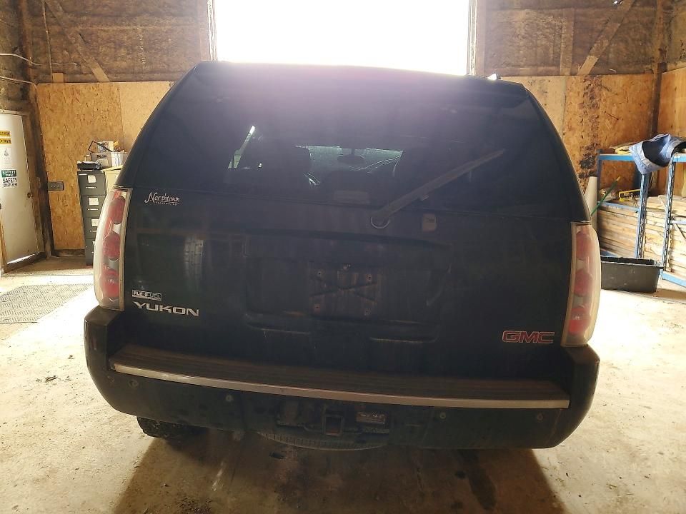 2010 GMC Yukon Denali