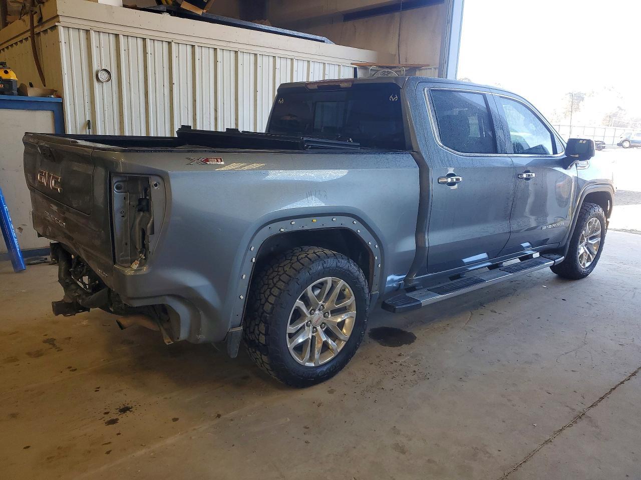 2021 GMC Sierra K1500 slt