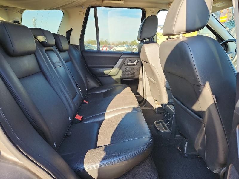 2010 Land Rover LR2 hse Technology