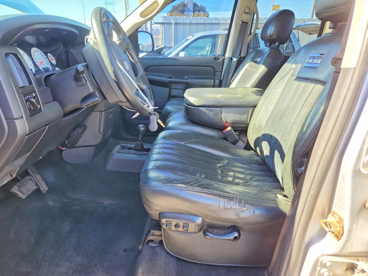 2004 Dodge RAM 1500 ST