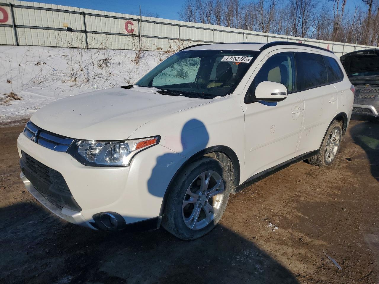 2015 Mitsubishi Outlander se