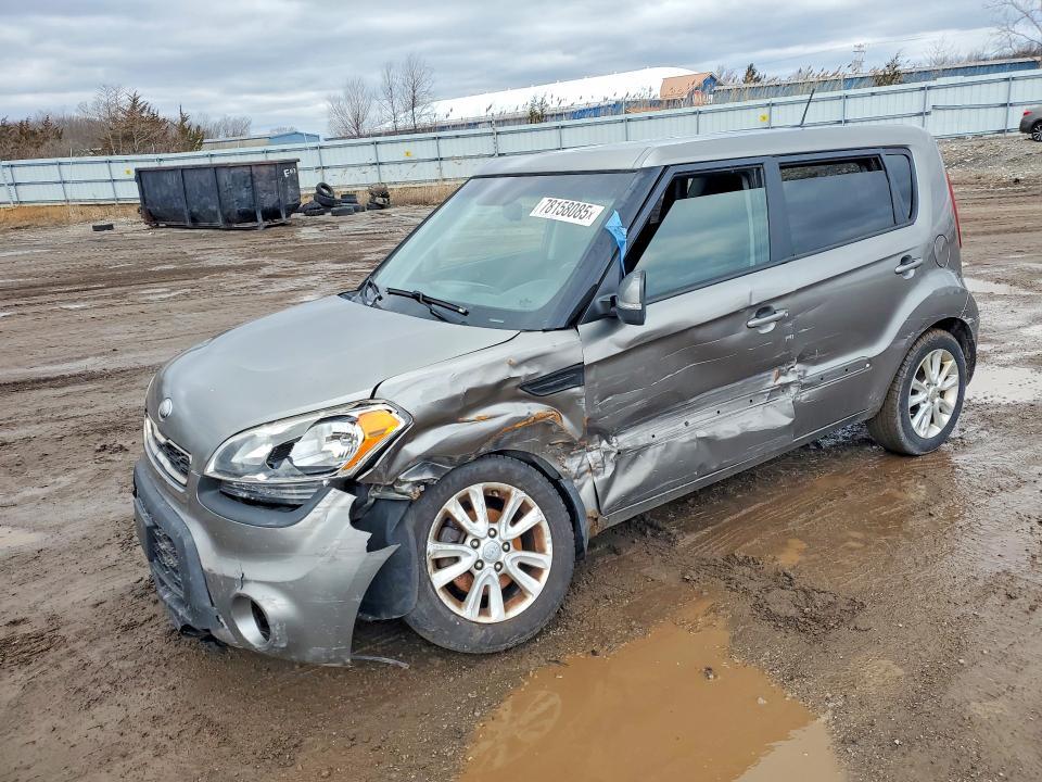 2013 KIA Soul +