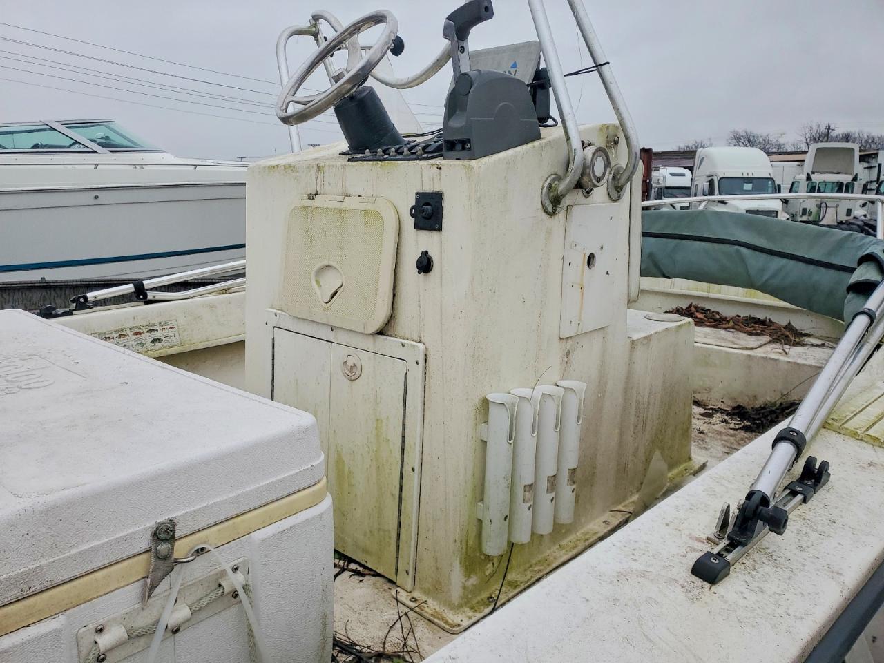 2008 Dusky Marine Boat