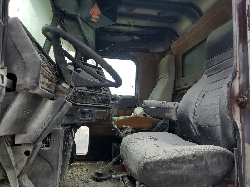 1994 Freightliner Convention Dump Truck