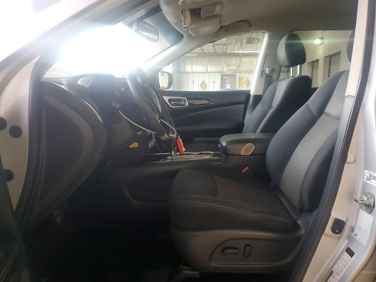 2019 Nissan Pathfinder s