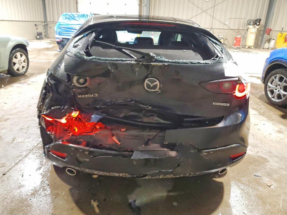 2023 Mazda 3 Preferred