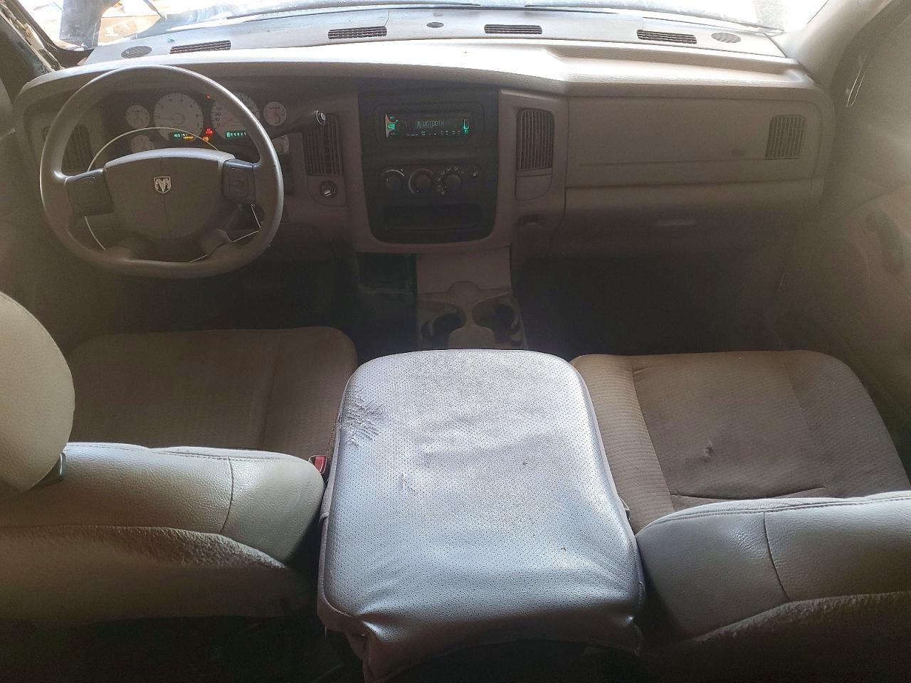 2004 Dodge RAM 1500 ST
