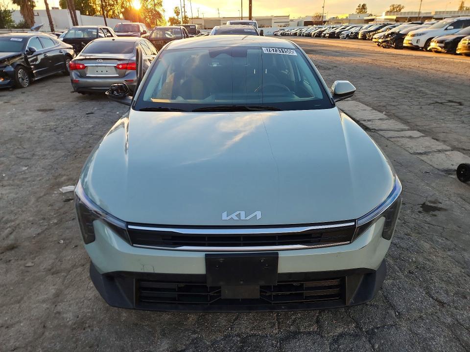 2025 KIA K4 lxs