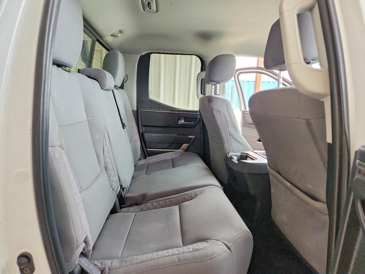 2023 Toyota Tundra Double cab sr