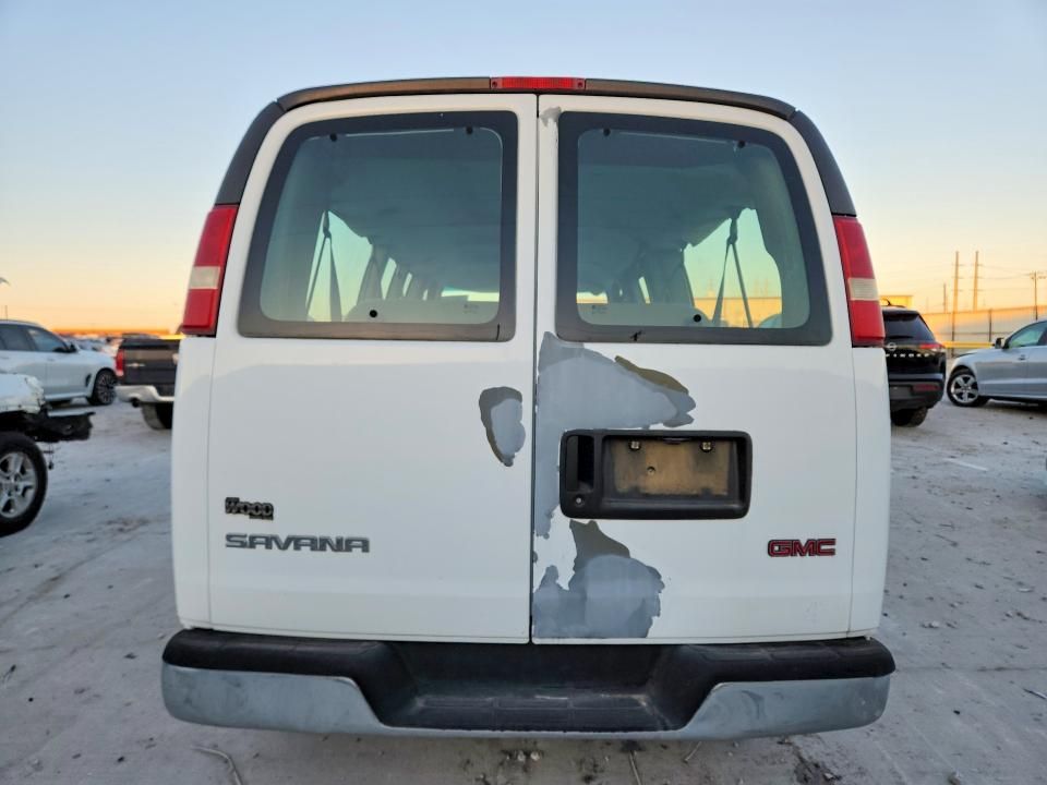 2003 GMC Savana G2500